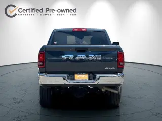 Ram 2500 2026 4x4 Lone Star 4p Camión Cabina de Tripulante 6.3 ft. SB
