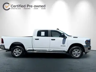 Ram 2500 2026 4x4 Lone Star 4p Camioneta de Cabina Completa 6.3 pies ST