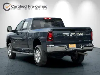 Ram 2500 2025 4x4 Big Horn 4p. Cabina de Tripulación 6.3 pies de Cajón Camioneta