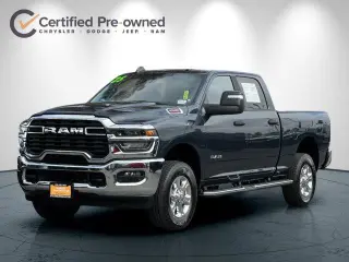 Ram 2500 2025 4x4 Big Horn 4p. Cabina de Tripulación 6.3 pies de Cajón Camioneta