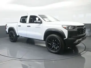 Chevrolet Colorado 2025 4x4 Trail Boss 4dr Crew Cab 5 ft. SB