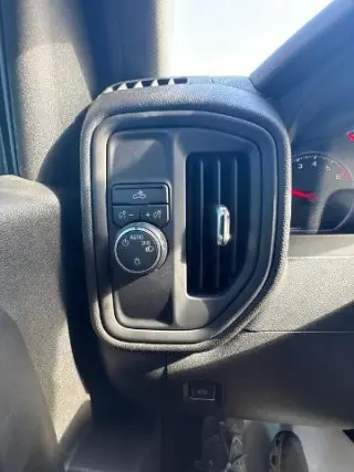 Chevrolet Silverado 1500 2020 4x2 Custom 4dr Crew Cab 5,8 ft. SB