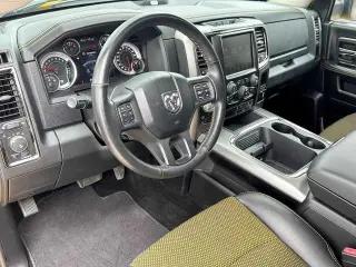 Ram 1500 2016 4x4 Sport 4dr Crew Cab 5.5 ft. SB Camioneta