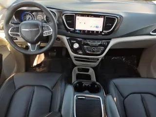 Chrysler Pacifica 2024 Touring L 4dr Mini-Van