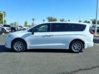 Chrysler Pacifica 2024 Touring L 4dr Mini-Van