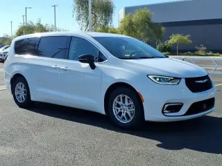 Chrysler Pacifica 2024 Touring L 4dr Mini-Van
