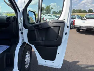 Ram ProMaster 2025 SLT+ 2500 136 WB 3dr Low Roof Camioneta de Carga