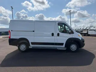 Ram ProMaster 2025 SLT+ 2500 136 WB 3dr Low Roof Camioneta de Carga