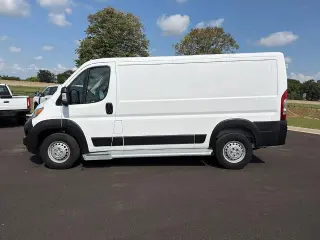 Ram ProMaster 2025 SLT+ 2500 136 WB 3dr Low Roof Camioneta de Carga