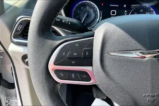 Chrysler Pacifica 2023 Limited 4p Minivan