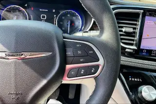 Chrysler Pacifica 2023 Limited 4p Minivan