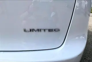 Chrysler Pacifica 2023 Limited 4p Minivan
