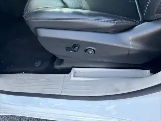 Chrysler Pacifica Plug-In Hybrid 2024 Select Mini-Van 4p