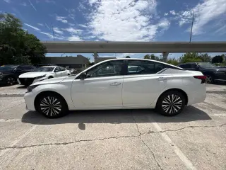 Nissan Altima 2025 2.5 SV 4p Sedan
