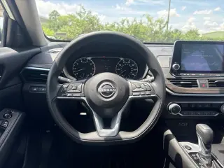 Nissan Altima 2025 2.5 SV Sedán 4p