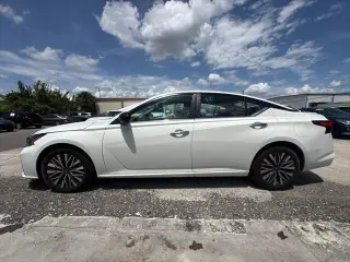 Nissan Altima 2025 2.5 SV Sedán 4p