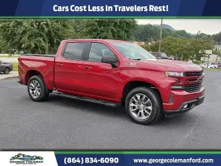 Chevrolet Silverado 1500 2019 4x4 RST 4p Cabina de Tripulante estandarte