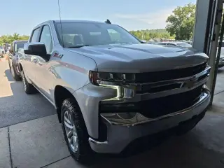 Chevrolet Silverado 1500 2021 4x4 LT 4p Crew Cab 5.8 ft. SB con 1LT