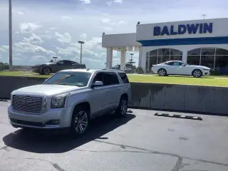 GMC Yukon 2017 4x4 Denali 4p SUV