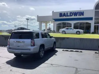 GMC Yukon 2017 4x4 Denali 4p SUV