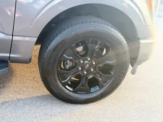 Ford F-150 2023 4x4 XL 4dr SuperCrew 5.5 ft. SB