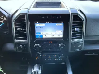 Ford F-150 2017 4x4 XLT 4p SuperCrew 5.5 ft. SB