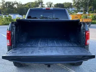 Ford F-150 2017 4x4 XLT 4p SuperCrew 5.5 ft. SB