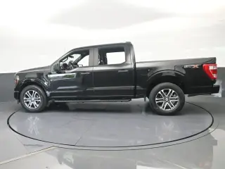 Ford F-150 2023 4x2 XL 4p SuperCrew 5.5 pies SB