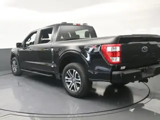 Ford F-150 2023 4x2 XL 4p SuperCrew 5.5 pies SB