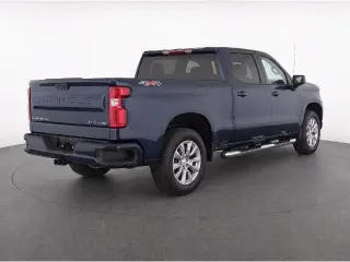 Chevrolet Silverado 1500 2022 4x4 Custom 4p Cabina Completa de Tripulante 5.8 pies ST