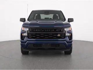 Chevrolet Silverado 1500 2022 4x4 Custom 4p Cabina Completa de Tripulante 5.8 pies ST