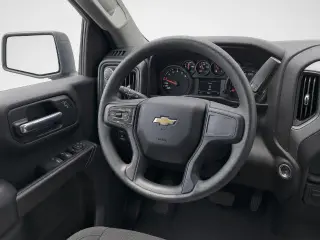 Chevrolet Silverado 1500 2022 4x4 Custom 4p Cabina Completa de Tripulante 5.8 pies ST