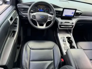 Ford Explorer 2023 XLT 4p SUV