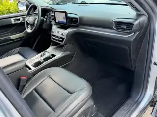 Ford Explorer 2023 XLT 4p SUV