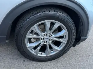 Ford Explorer 2023 XLT 4p SUV