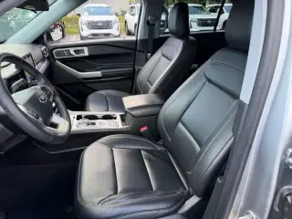 Ford Explorer 2023 XLT 4p SUV