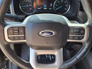 Ford Expedition 2024 4x4 XLT 4p SUV