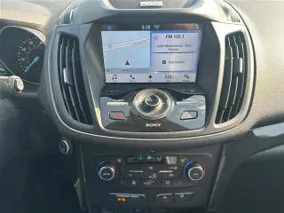 Ford Escape 2017 AWD Titanium 4p SUV