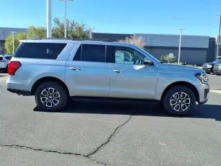 Ford Expedition MAX 2024 4x4 XLT 4p SUV