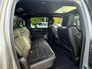 Ram 1500 2020 4x4 Limited 4p Cabina de Tripulación 5.6 ft. SB Camioneta