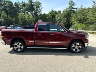 Ram 1500 2021 4x4 Laramie 4p Cab 6.4 ft. SB Camioneta