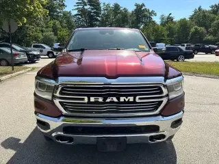 Ram 1500 2021 4x4 Laramie 4p Cab 6.4 ft. SB Camioneta