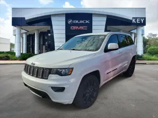 Jeep Grand Cherokee 2021 4x2 Laredo X SUV de 4 puertas