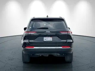Jeep Grand Cherokee 2023 4x4 Laredo X 4p SUV