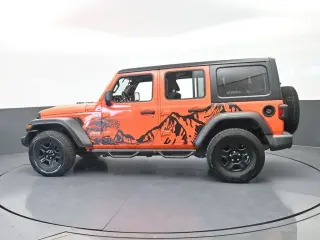 Jeep Wrangler Unlimited 2018 4x4 Sport 4p SUV (lanzamiento de mitad de año)