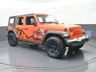 Jeep Wrangler Unlimited 2018 4x4 Sport 4p SUV (lanzamiento de mitad de año)