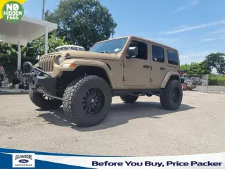 Jeep Wrangler Unlimited 2018 4x4 Sport S 4p SUV (lanzamiento a mitad de año)