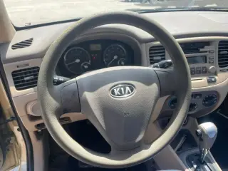 Kia Rio 2008 LX 4p Sedán (1.6L I4 5M)