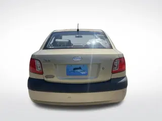 Kia Rio 2008 LX 4p Sedán (1.6L I4 5M)