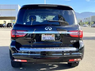 INFINITI QX80 2019 Luxe 4p SUV